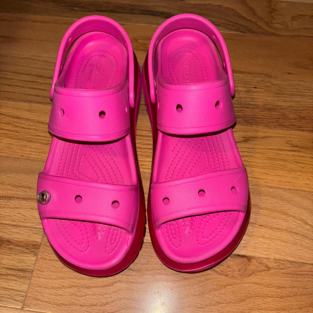 Crocs mega crush sandals